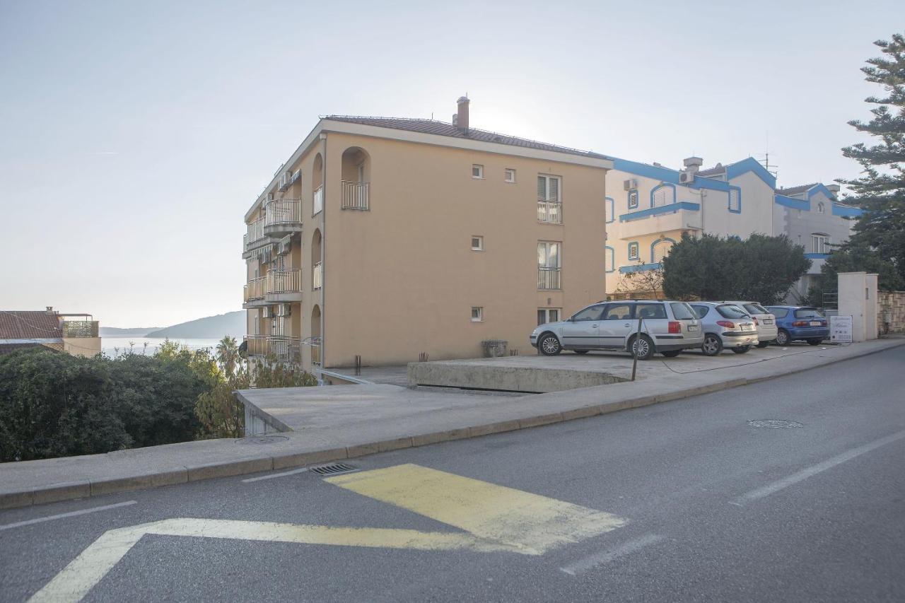 Apartments Lux Milano, Savina,Herceg-Novi Herceg Novi Exteriör bild