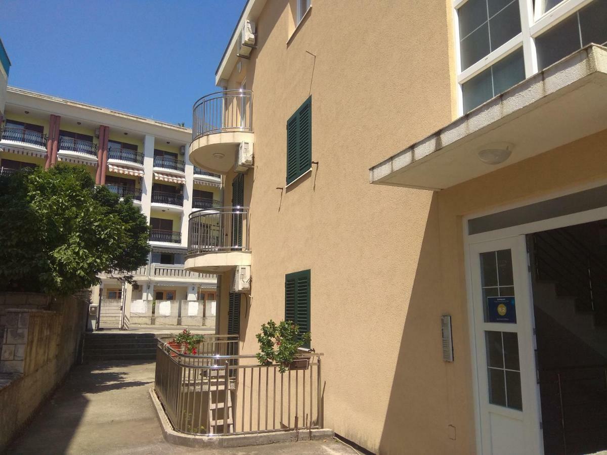 Apartments Lux Milano, Savina,Herceg-Novi Herceg Novi Exteriör bild